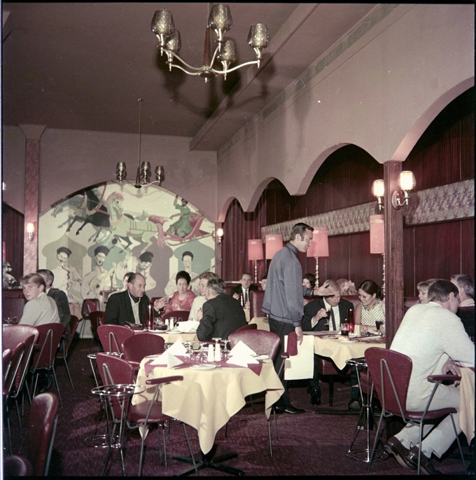 'Food for Thought' exhibition tempts Auckland's tastebuds