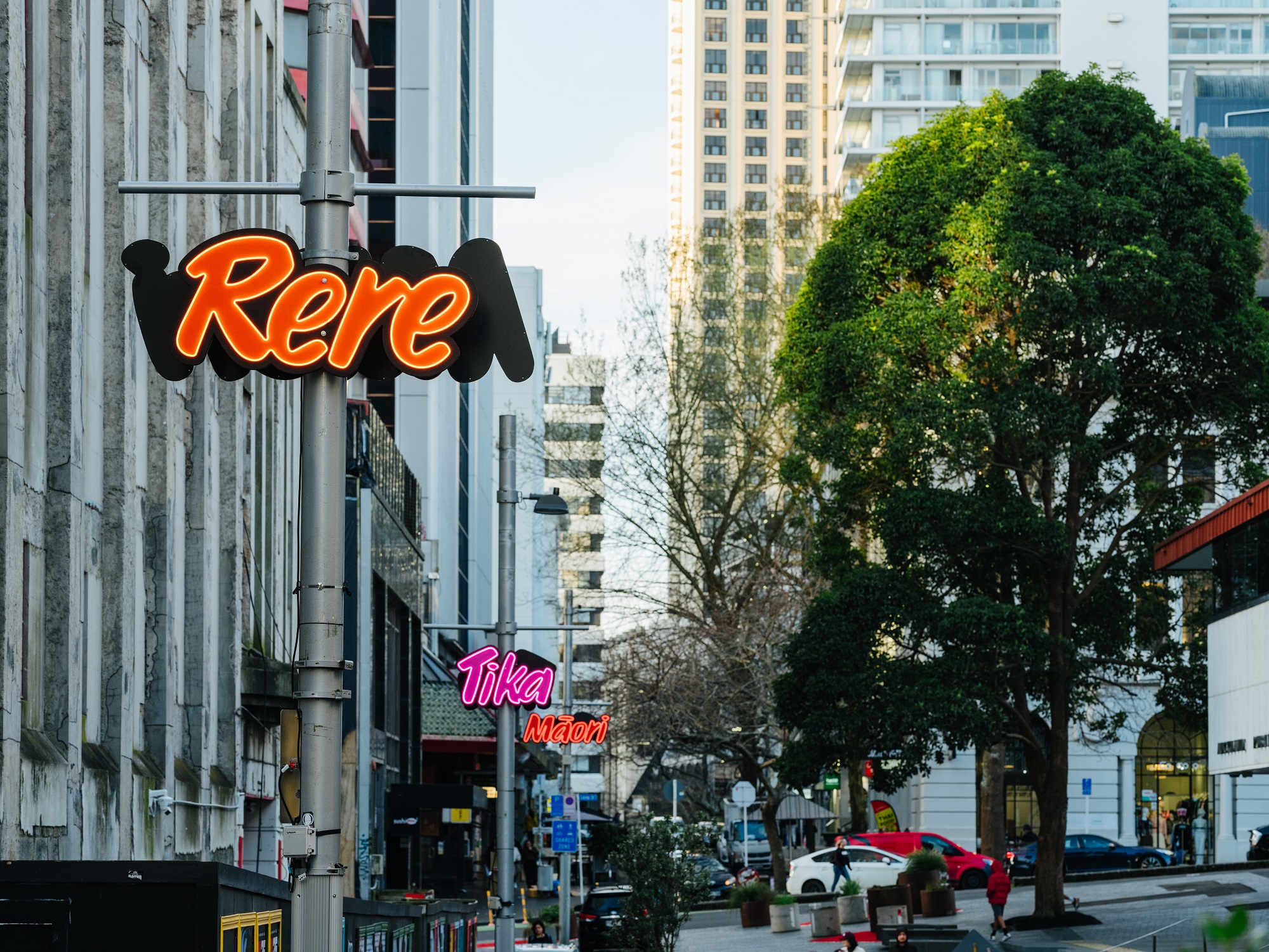 Lorne Street neons.