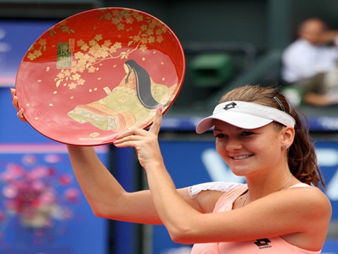 Sub 6 Famous Sporting Poles In Auckland