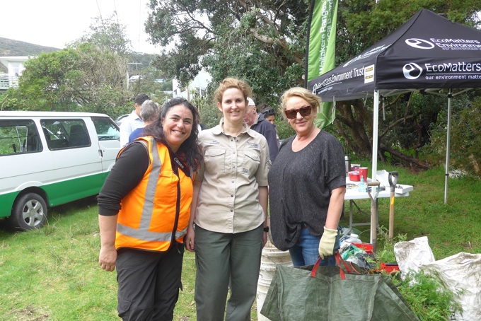 Fighting the war on weeds