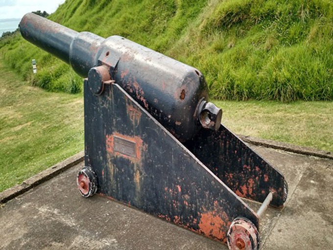 Sub 90 Gree Guided Walk Of Maungauika