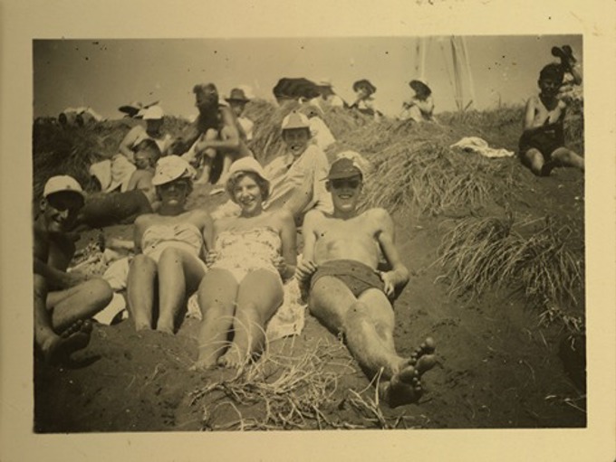 Sub 56 Sun Sand And Swimsuits