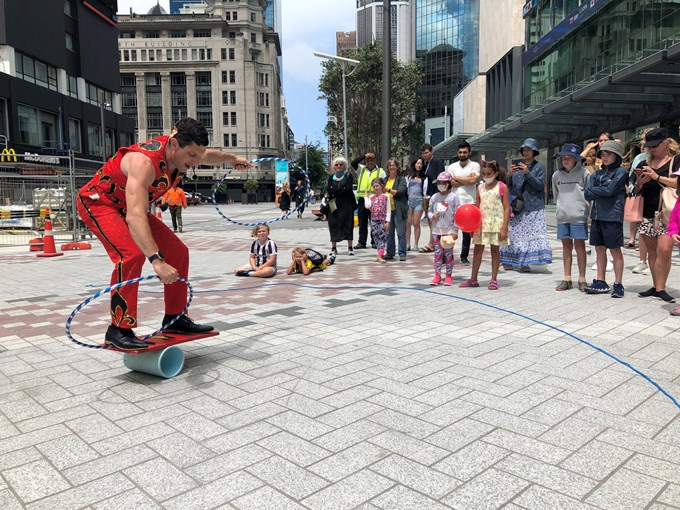 Busker festival brings jaw-dropping acts to newest city spaces