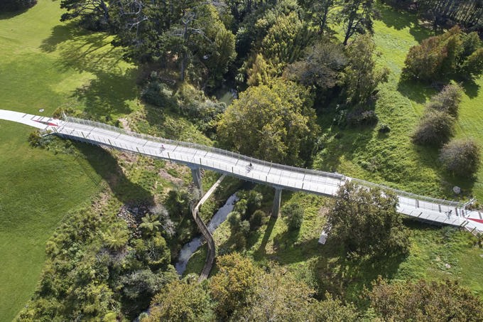 Winter not stopping bike riders