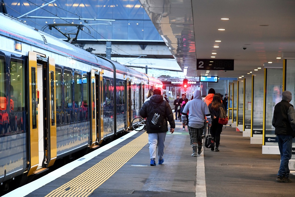 Extra seats on buses and trains (1)