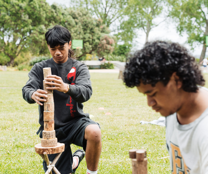 Traditional Māori kēmu