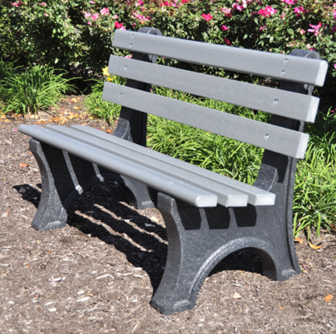 Plastic bench.png