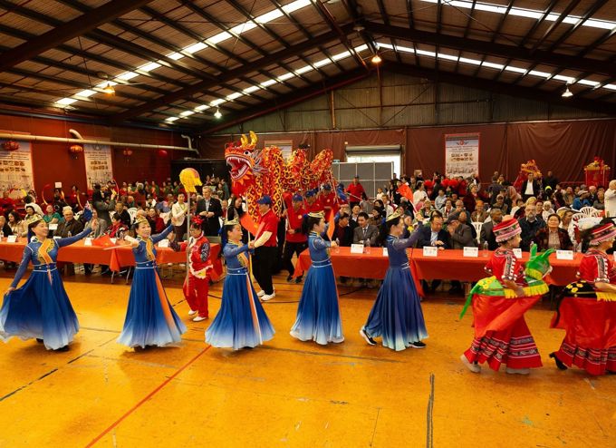dance_and_dragon_peformance_kUalcZB.JPG.1900x1380_q80_crop-smart_upscale_cziv4c0t.jpg