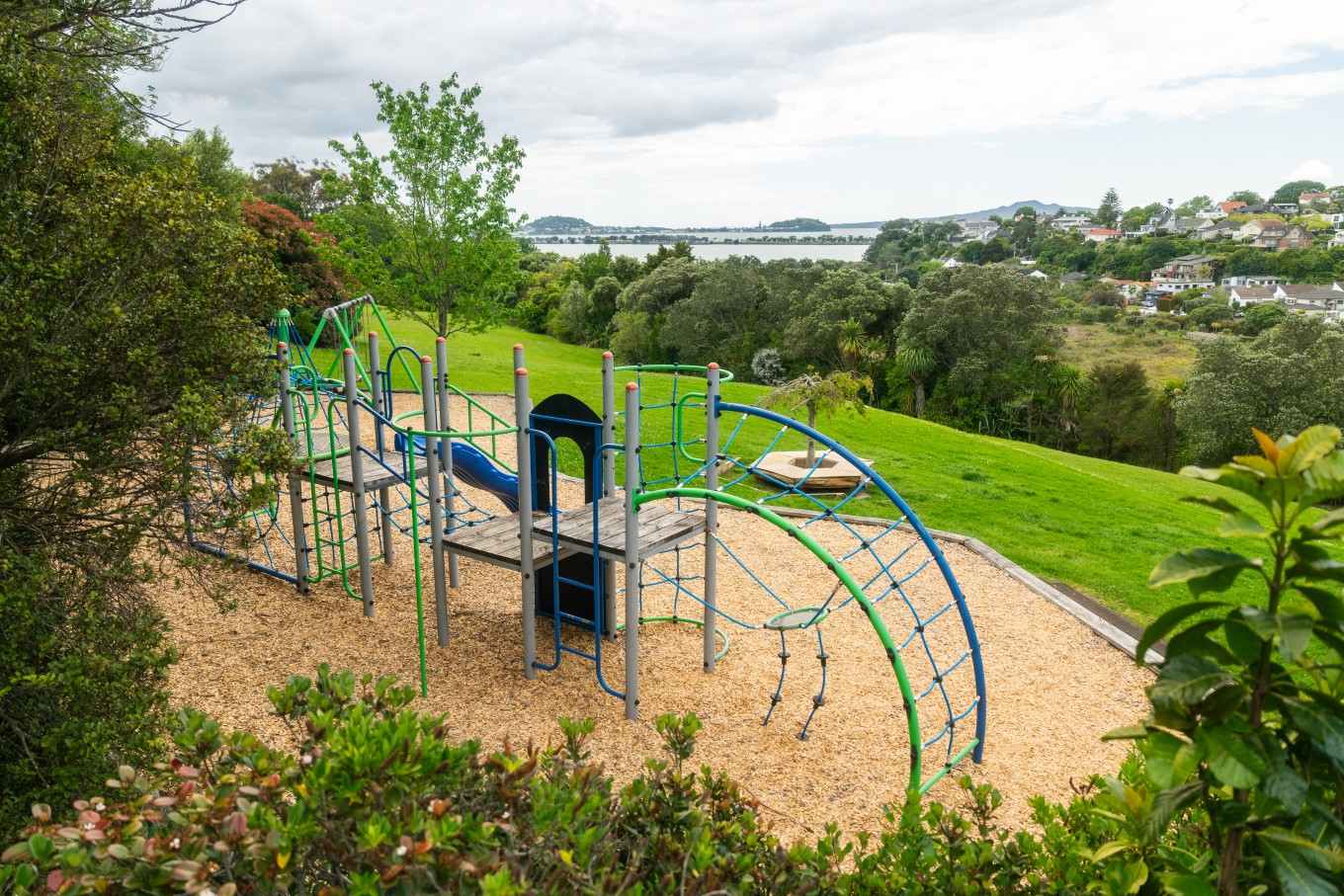 Wharua Reserve in Remuera has an action-packed playground with views of Takarunga / Mt Victoria, Maungauika / North Head and Rangitoto.