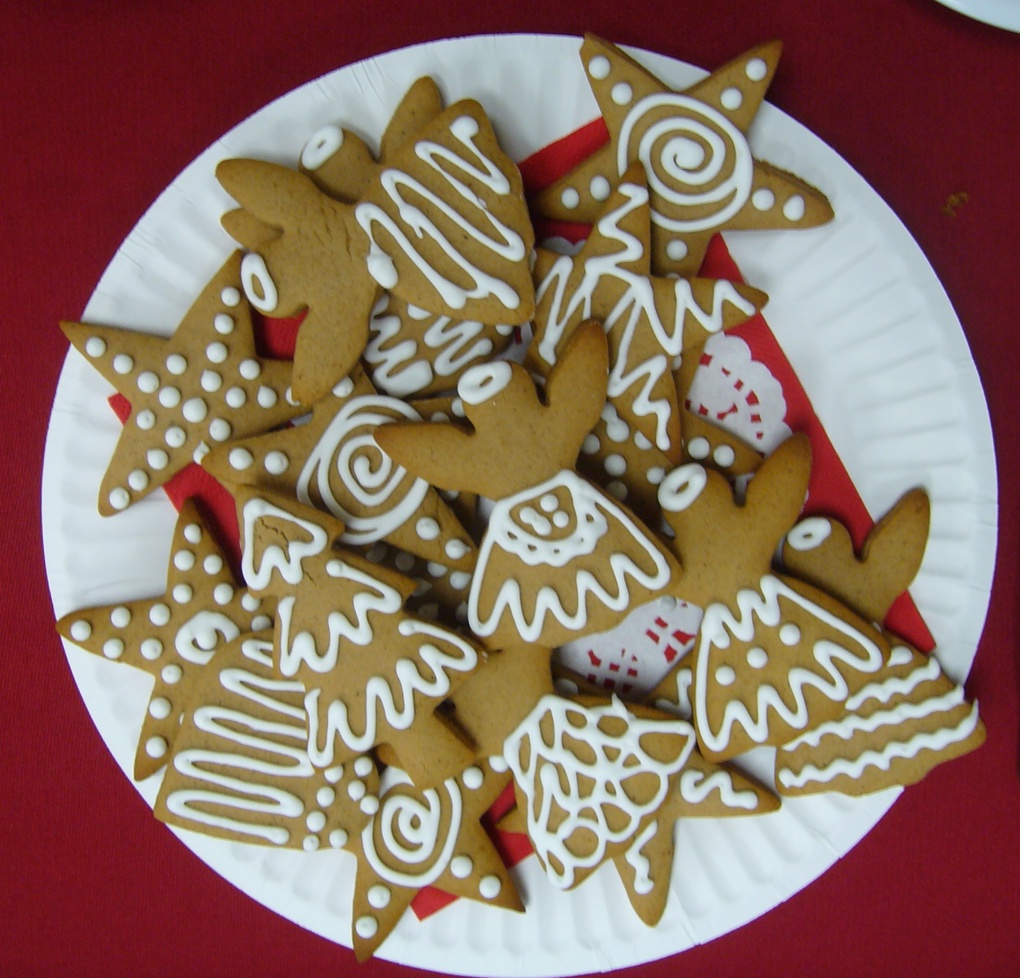 Christmas Eve supper craft workshop_zzooyhi3.JPG