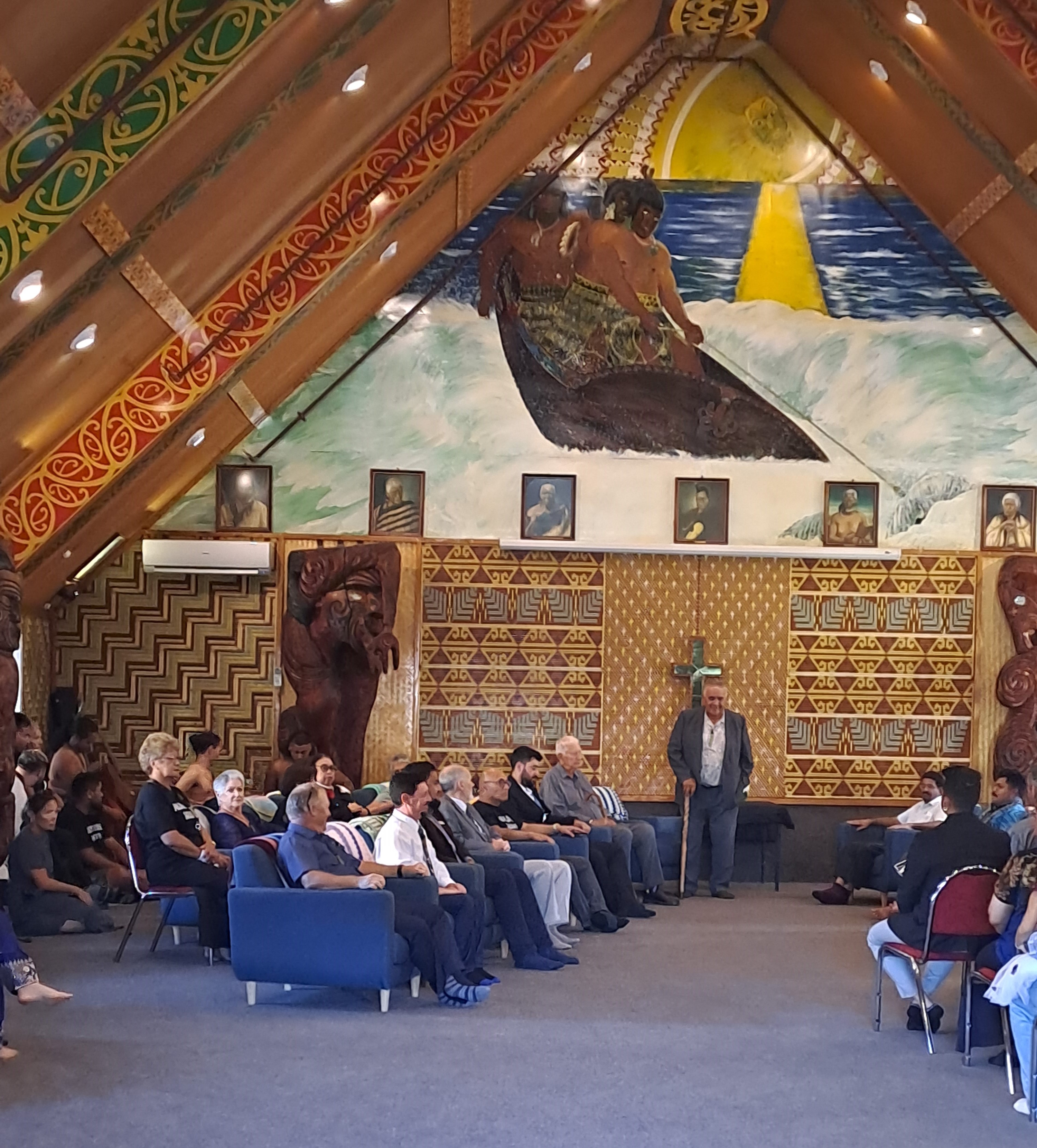 Ngāti Tamaoho kaumatua Ted Ngataki welcomes guests to the wharenui.