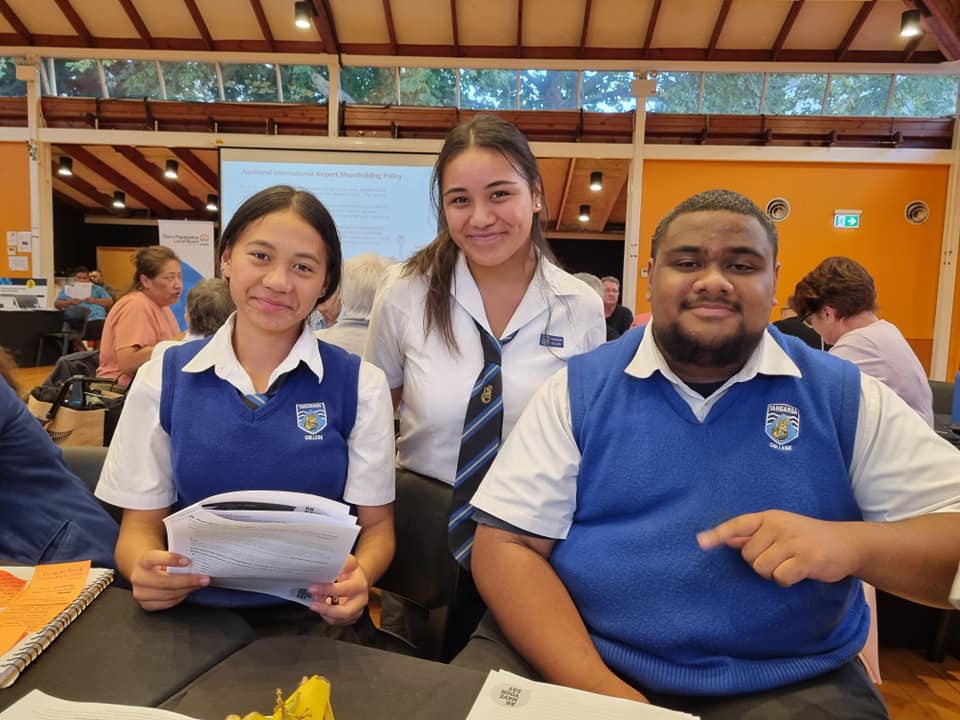 Rangatahi participating in the Ōtara-Papatoetoe Annual Budget HYS 2023 hui