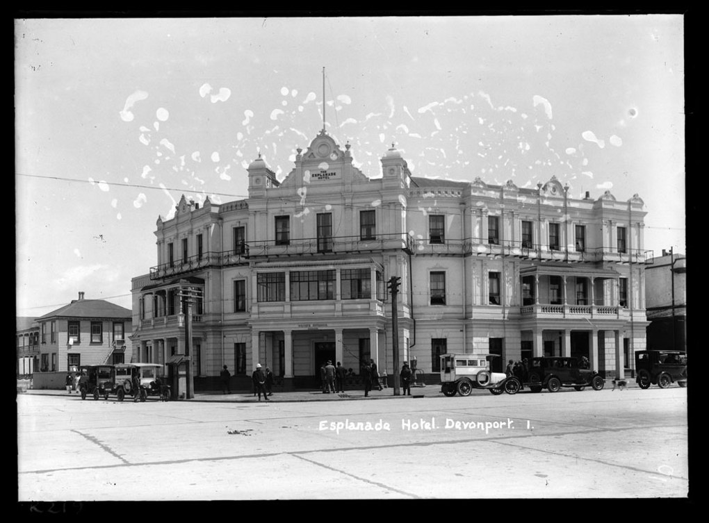 Devonport 1
