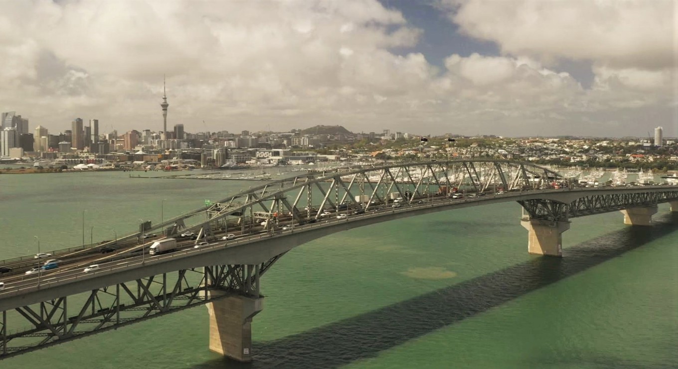 Pipes under Auckland Harbour Bridge get TLC from Watercare OurAuckland