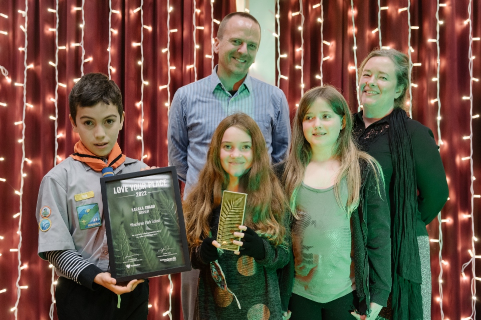 Karaka winners Woodlands Park School with Saffron Toms. Credit: EcoMatters