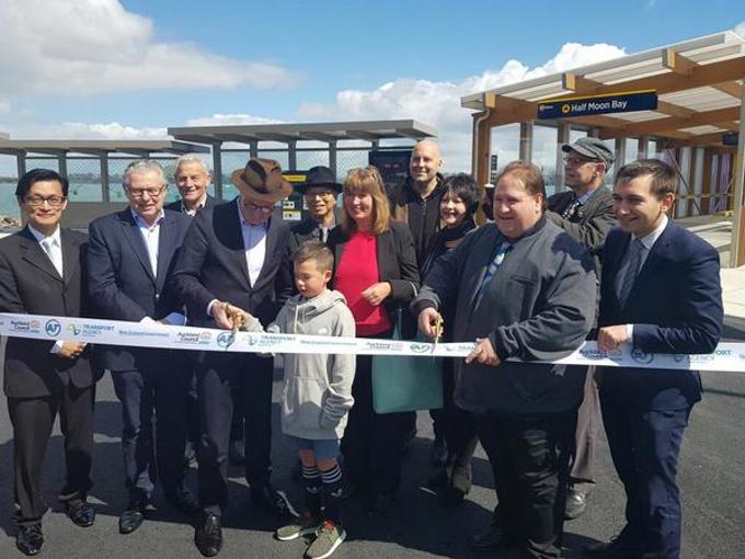 Half Moon Bay bus interchange opens (2)