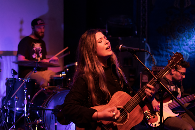 Jenna Manuela Little Tasty Band Resize