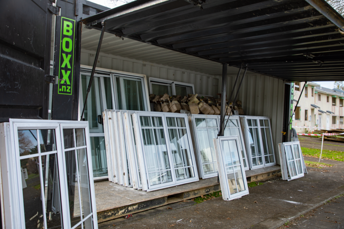 Racecourse Parade Deconstruction