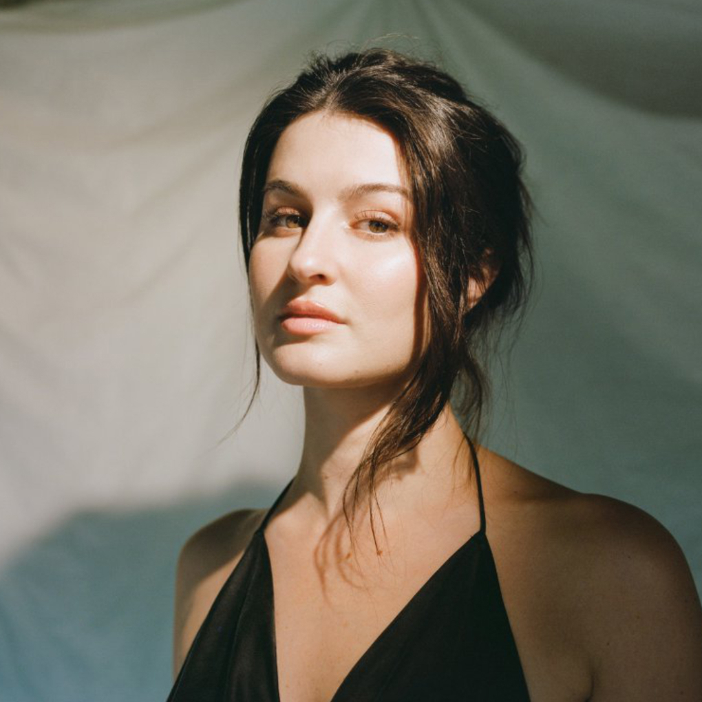 Alayna Resized