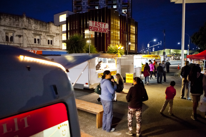New Lynn night markets