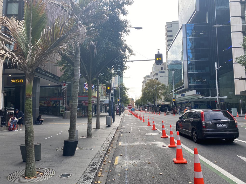 Queen street (1)