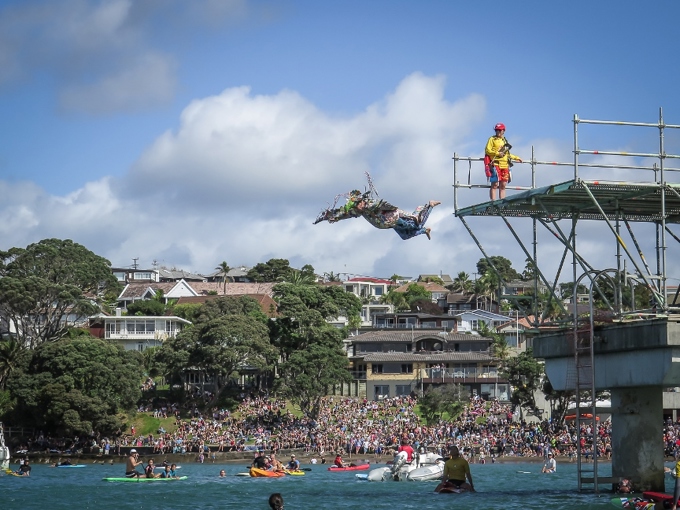 Plentyoffancybutnoflight4