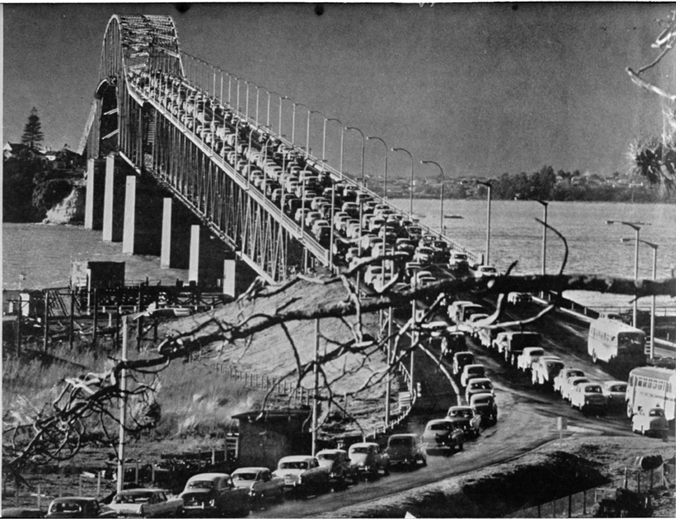 Flashback The Harbour Bridge opens OurAuckland