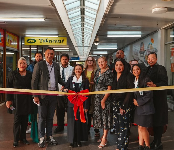 487487199 10162755163678259 6219429917113400595 N Copy