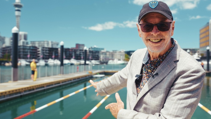 Wayne Brown Karanga Plaza Pool00003097