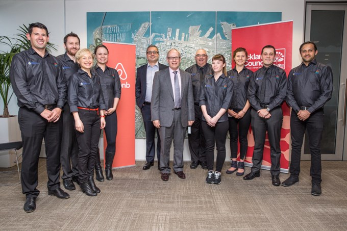 Airbnb's Julian Persaud, Mayor Len Brown and the Auckland Civil Defence team