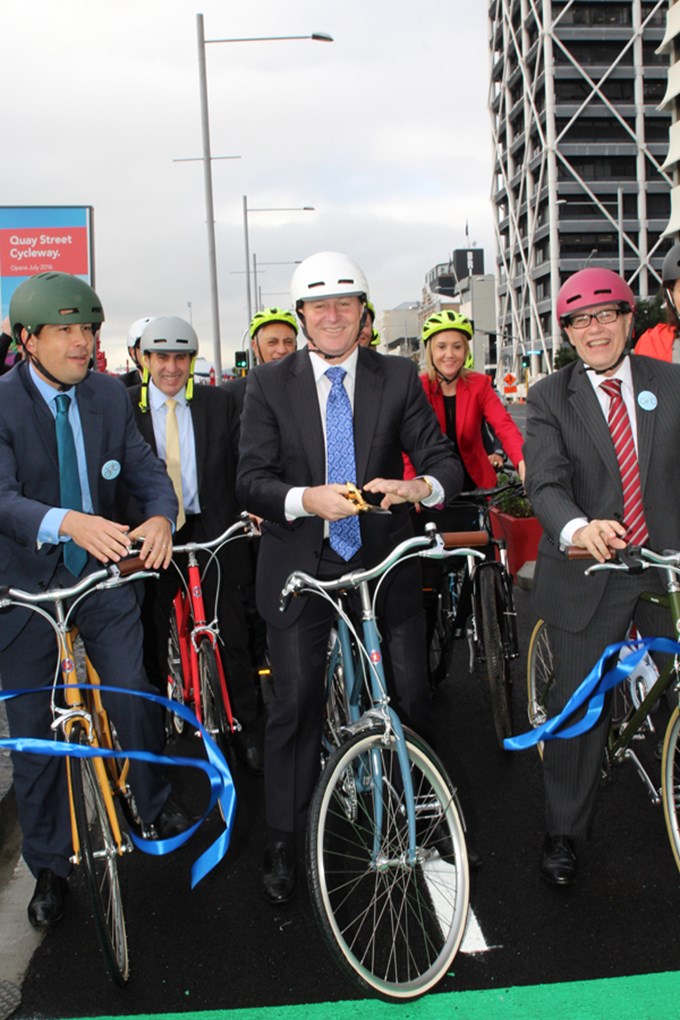 Quay Street cycleway opens 2