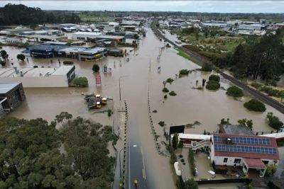 Council backs locals to tackle flooding in Kumeū