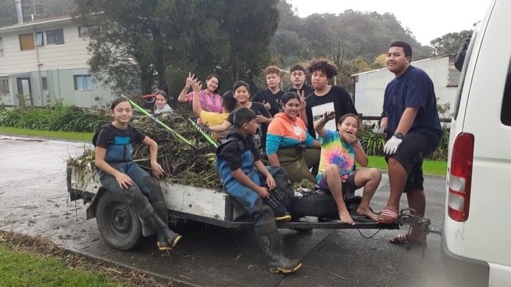 Teens supreme winners at Auckland’s Mayoral Conservation Awards (2)