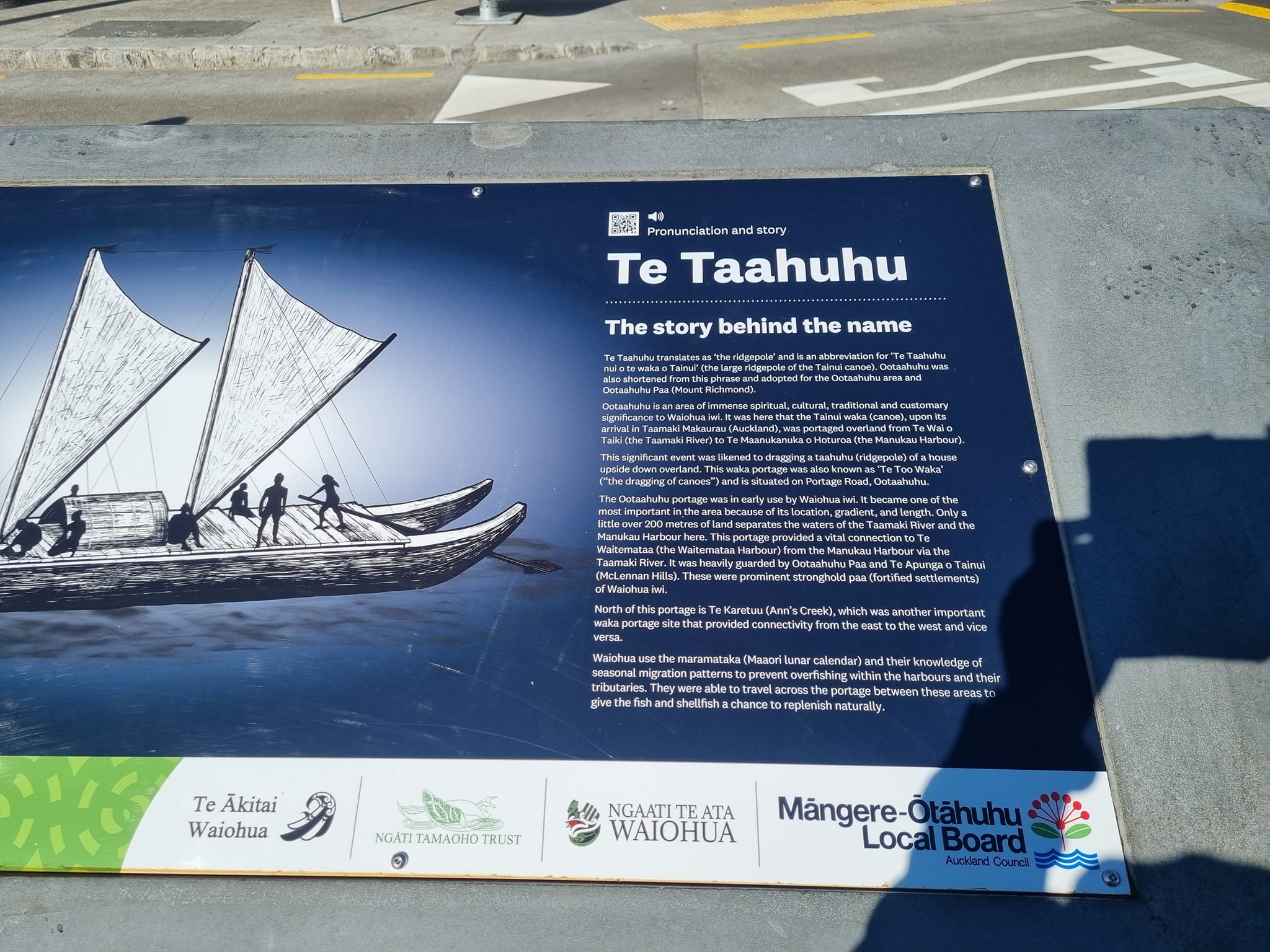 New Te Taahuhu plinth with narratives and mana whenua artworks.