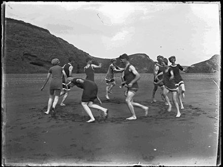 Sub 62 West Auckland At Play