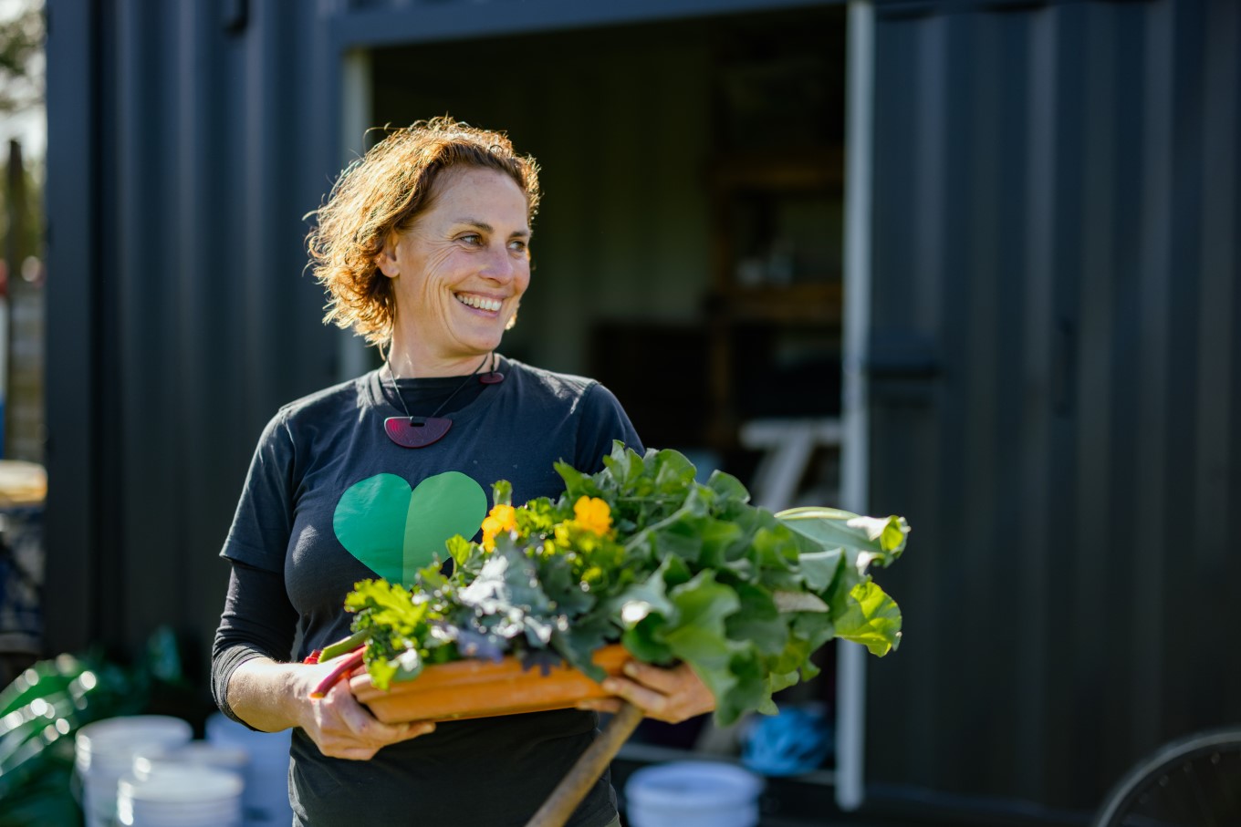 Hope Teaching Garden Coordinator Amanda Hookham-Kraft says that the process of growing, harvesting and eating your own kai builds a deeper appreciation of where food comes from and helps reduce food waste.