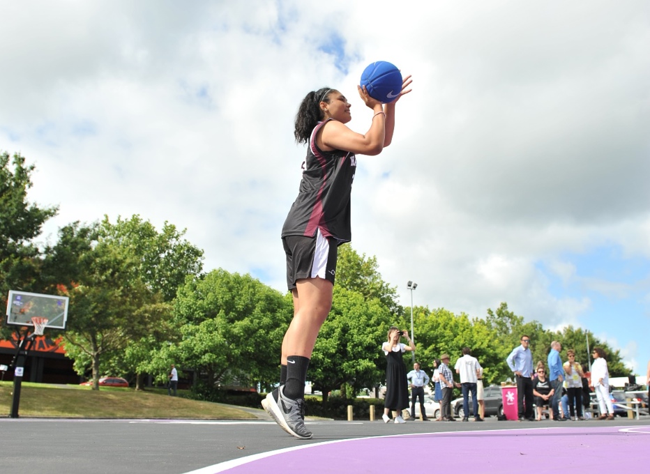 Slam dunk for northern basketballers