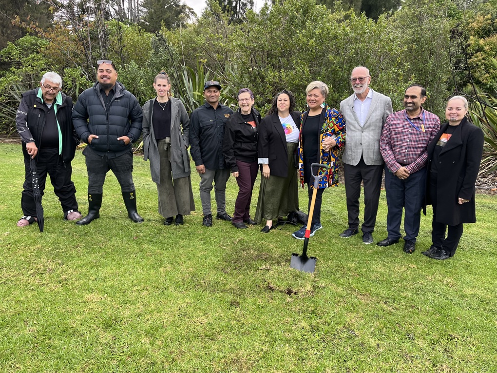 Mayor With The Local Stakeholder Advisory Group