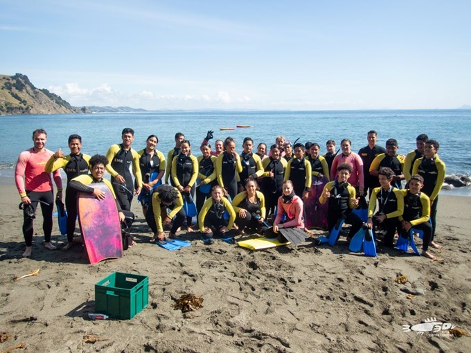 Marine education leads in Tamaki (2)