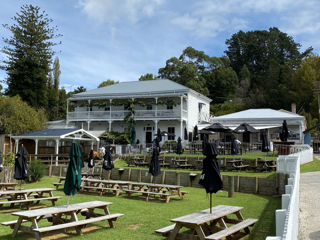 Puhoi Hotel
