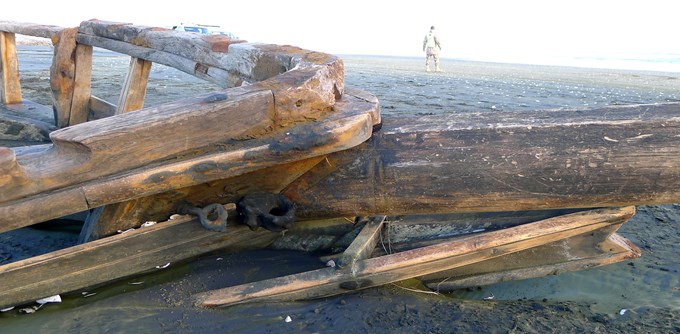 Kaipara Shipwreck.jpg