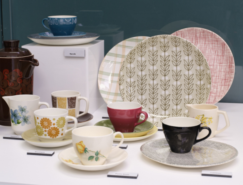 Response 126 Crown Lynn Crockery Designing The Tableware Of A Nation
