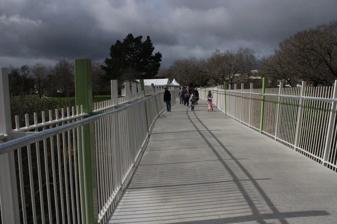 Waterview Shared Path.JPG