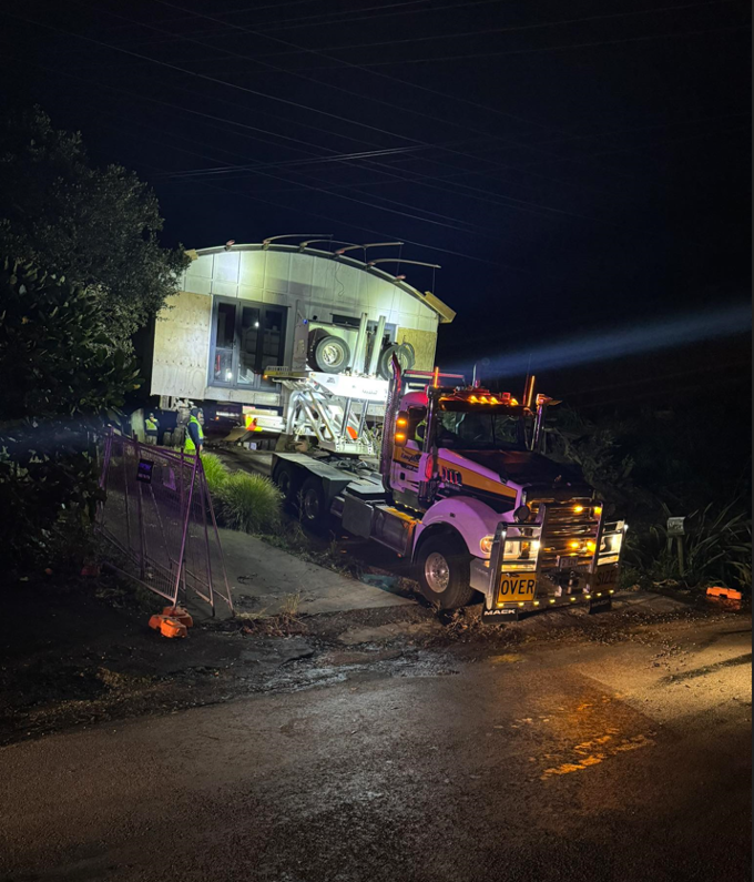 Muriwai house removal