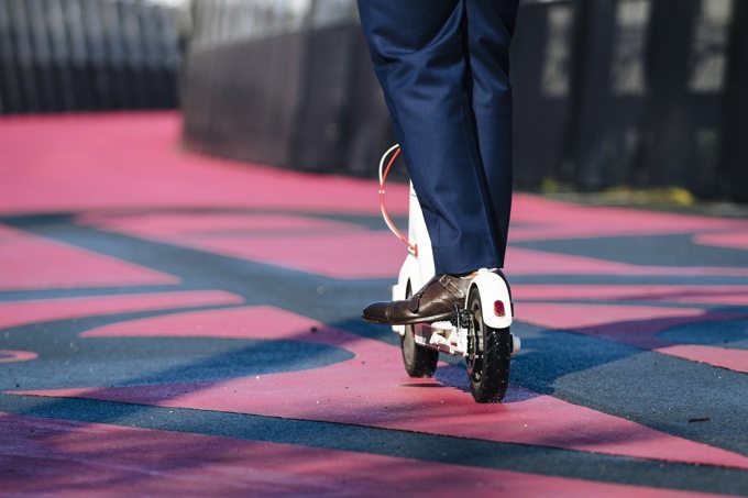 Diligence with distance - e-scooters at Alert Level 2