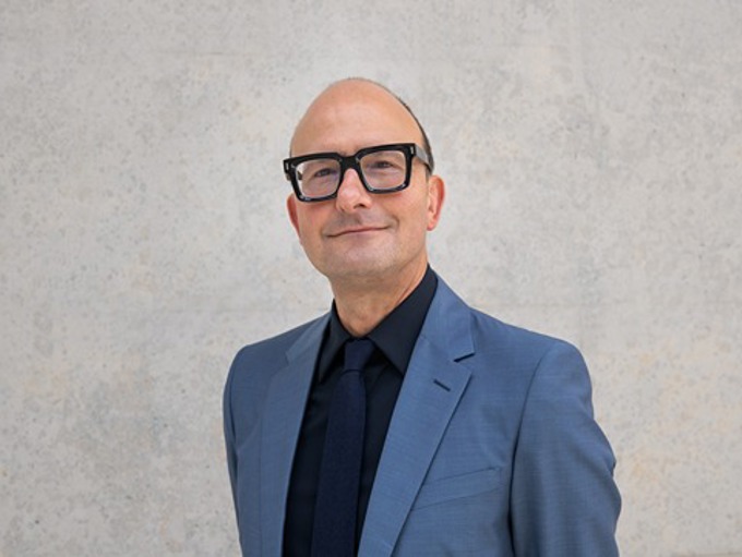 Sub 143 Mackelvie Curator Tour