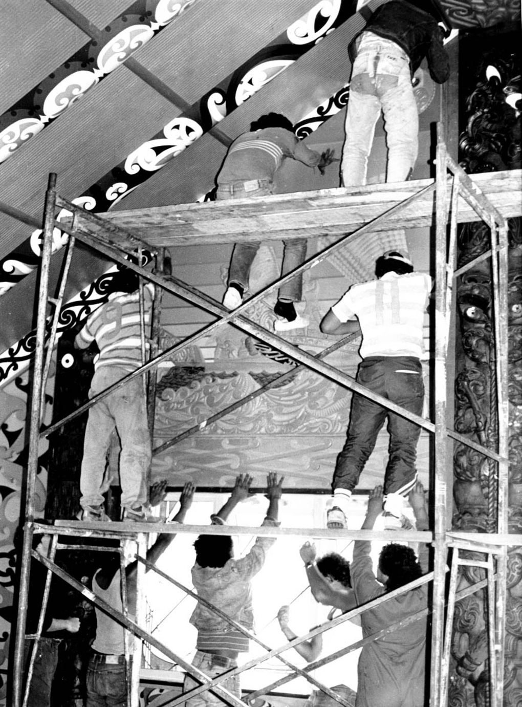 o-tawhao-marae-in-construction-1984-courtesy-te-wananga-o-aotearoa-2000x_fskh1il2.png
