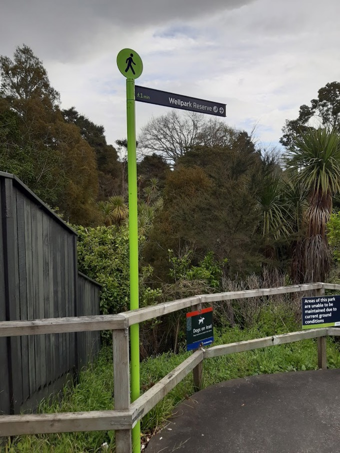 New Signage Maxwell Street