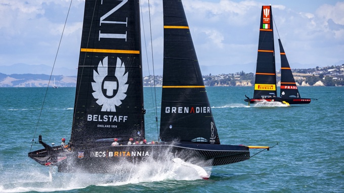 Your weekend roundup: the PRADA Cup Finals (1)