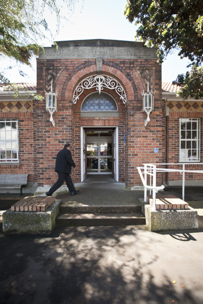 St Heliers Library